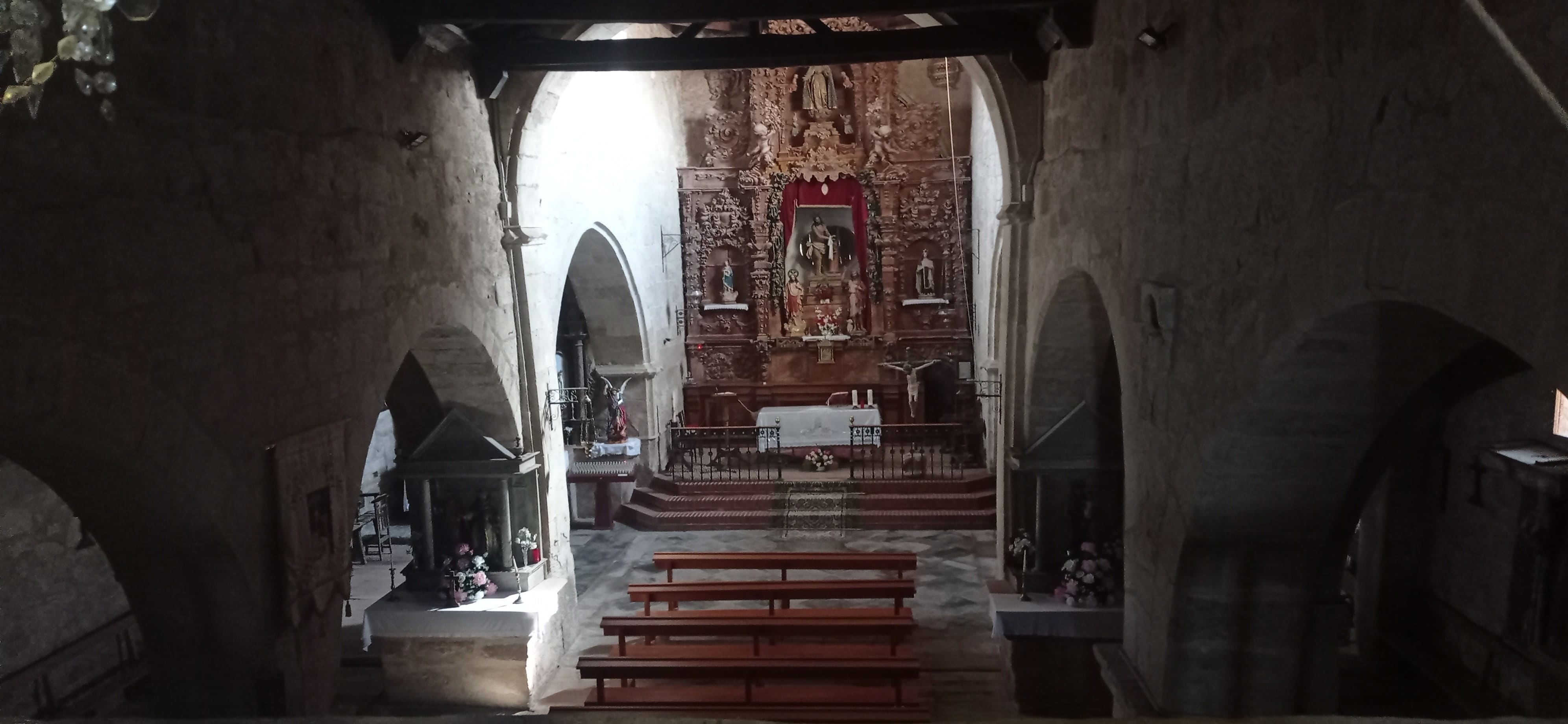 interior de la iglesia